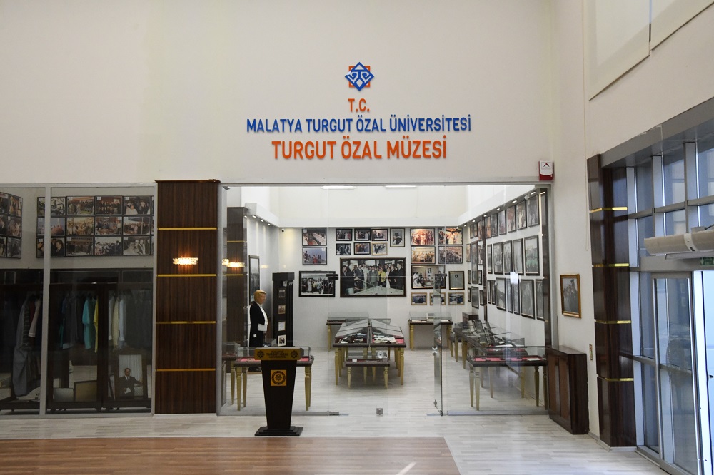 Turgut Özal Müzesi